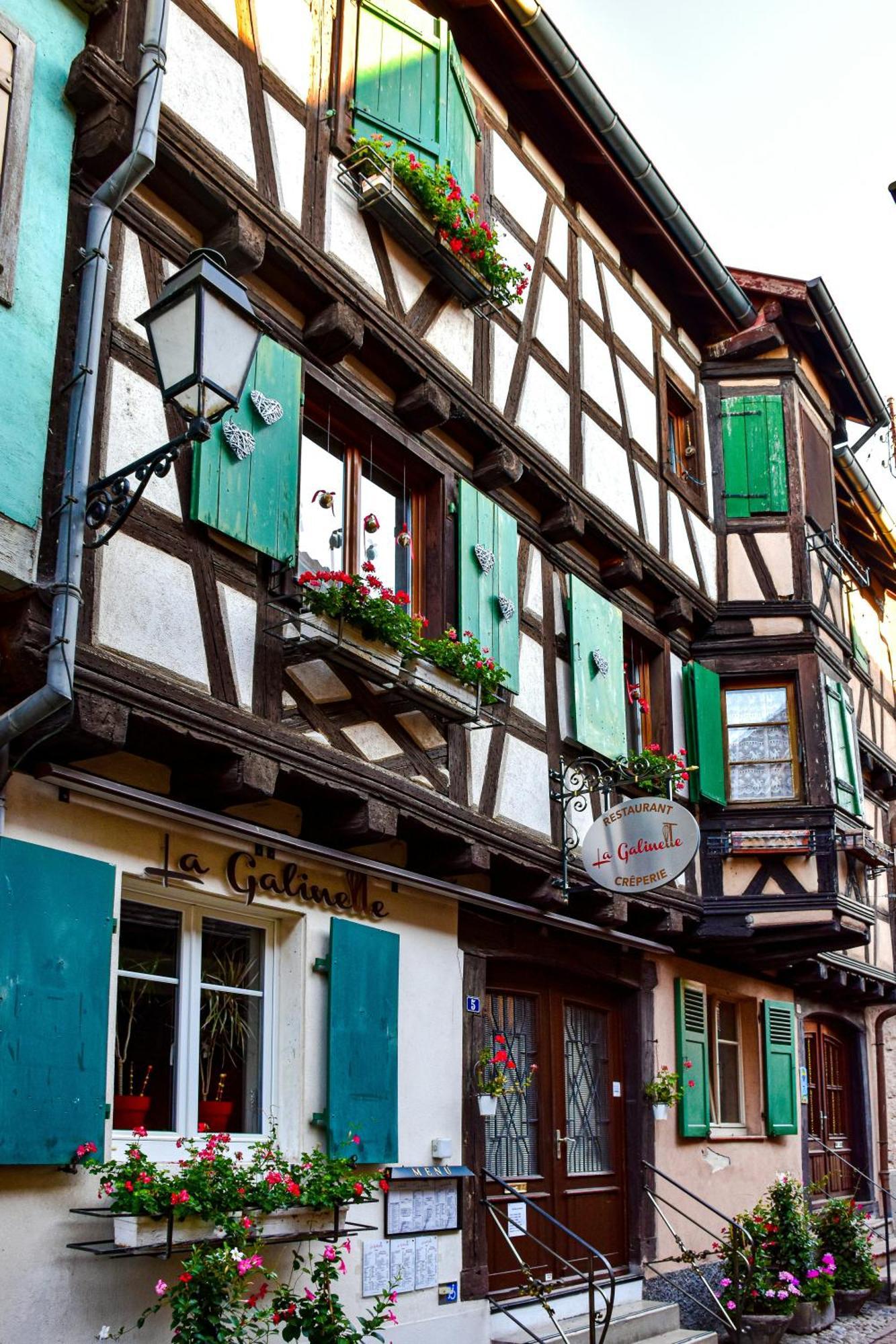 Traditionnel Au Centre Historique D'eguisheim